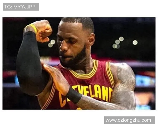 带护臂的足球球星是谁 揭秘那些在比赛中佩戴护臂的球员故事