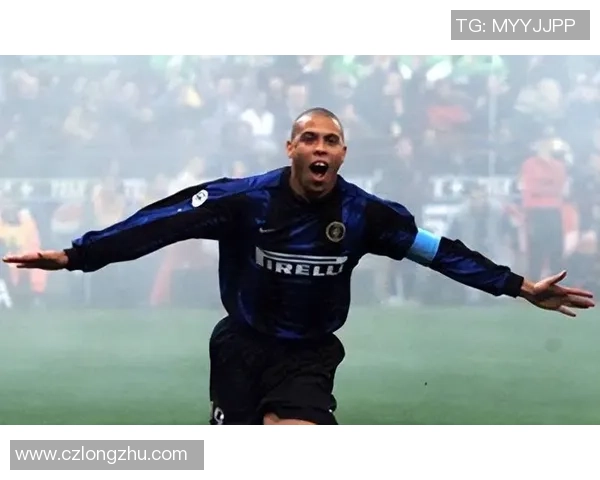 足球旧时代十大神话球星排名回顾 谁才是最传奇的那个时代英雄